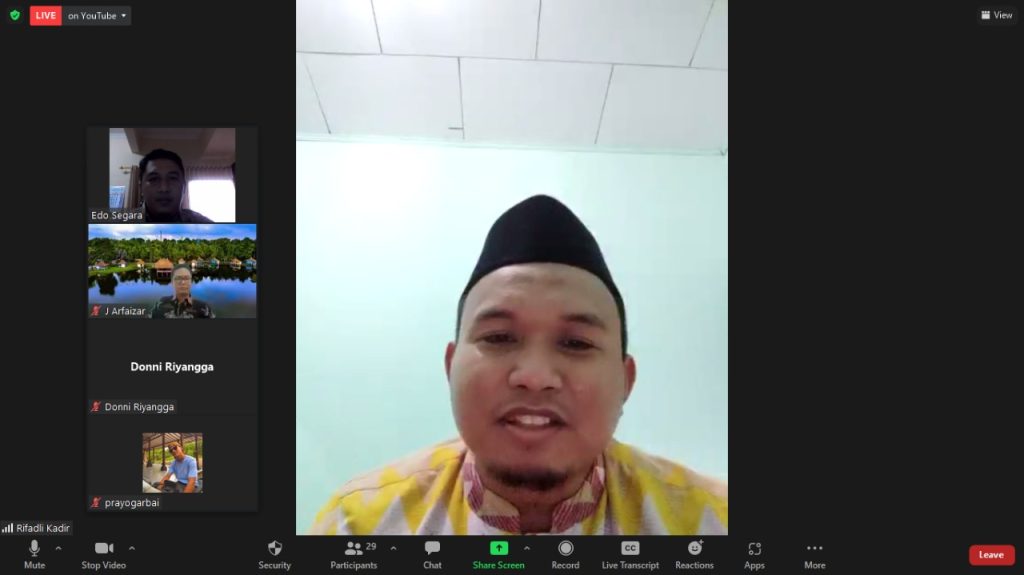 Bedah buku - Bedah Buku "Syariah: Ekonomi Bisnis dan Bunga Bank" Kerjasama Dengan IAIN Sultan Amai Gorontalo