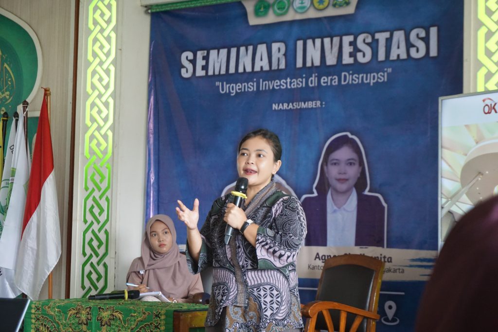 Seminar Investasi IIQ An Nur YK - Seminar Investasi: Mempersiapkan Generasi Cerdas Finansial di Era Disrupsi