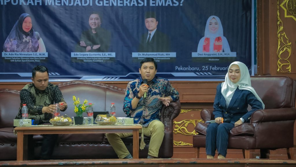 Edo Talkshow di UIN Riau - Dosen FEBI IIQ An Nur Menjadi Pemateri di Acara Talkshow FE UIN Suska Riau