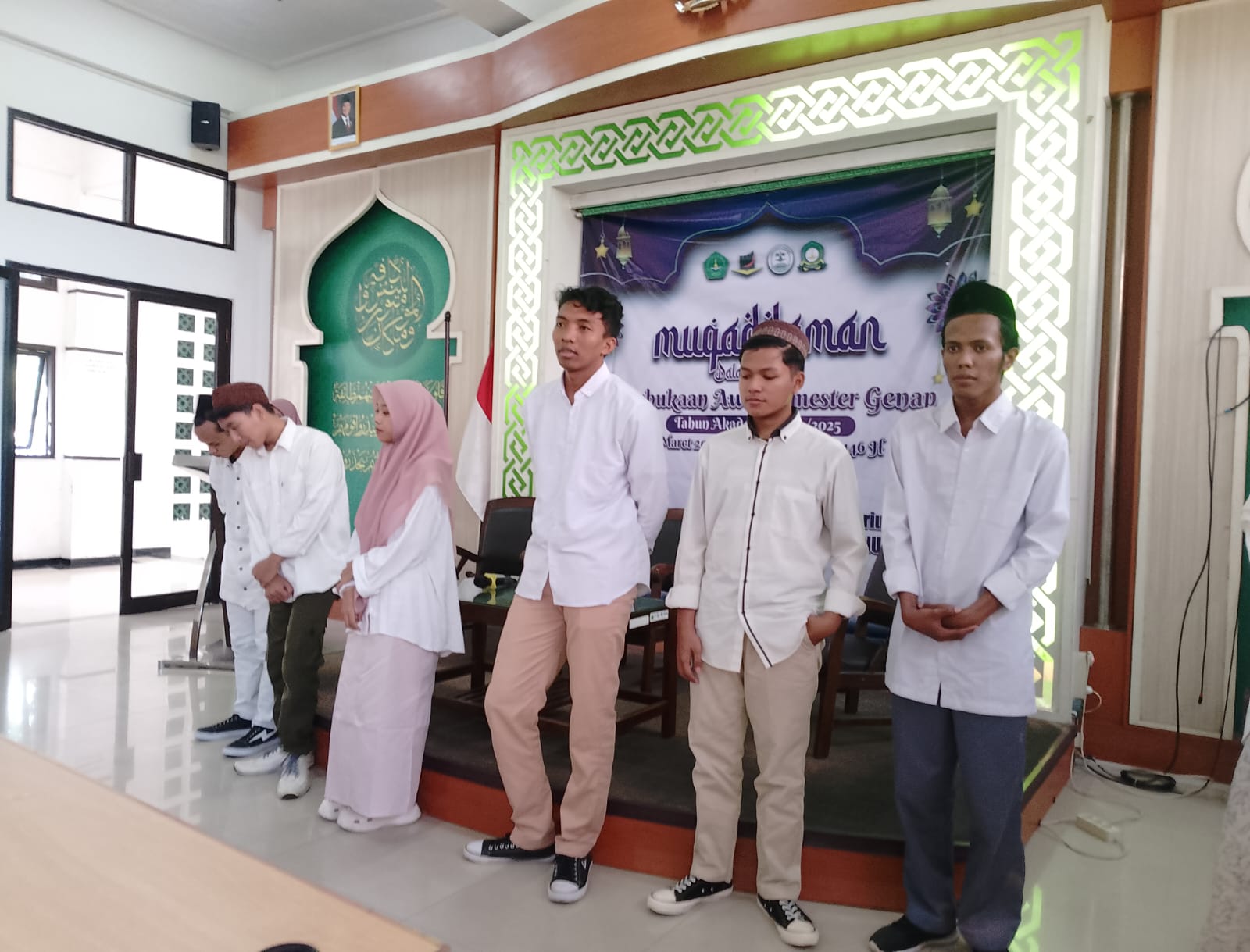 TPA 2025 - FEBI IIQ An Nur Buka Awal Semester Genap dengan Muqaddaman dan Penyerahan Penghargaan